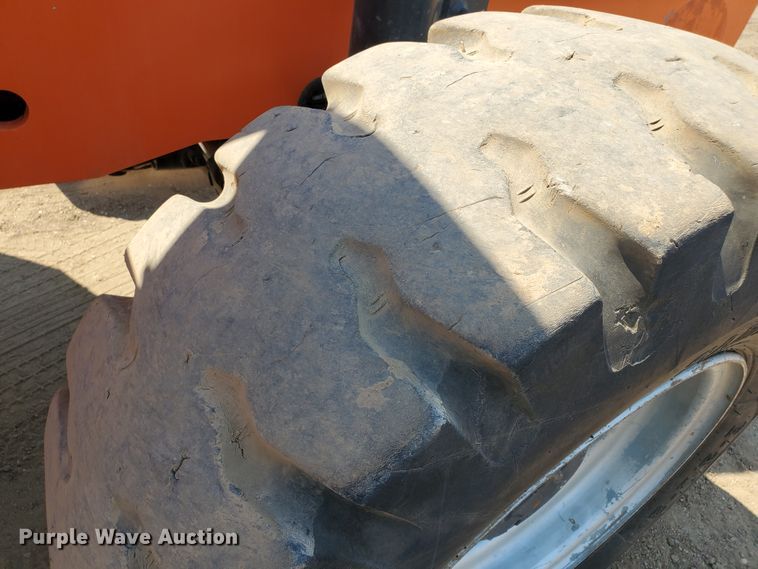 image for item DF5619 2013 Sky Trak 10054  telehandler