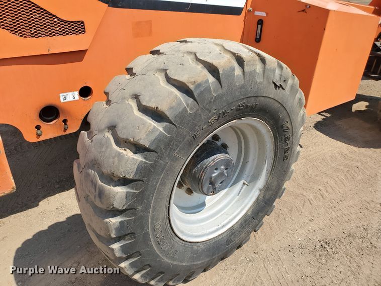 image for item DF5619 2013 Sky Trak 10054  telehandler