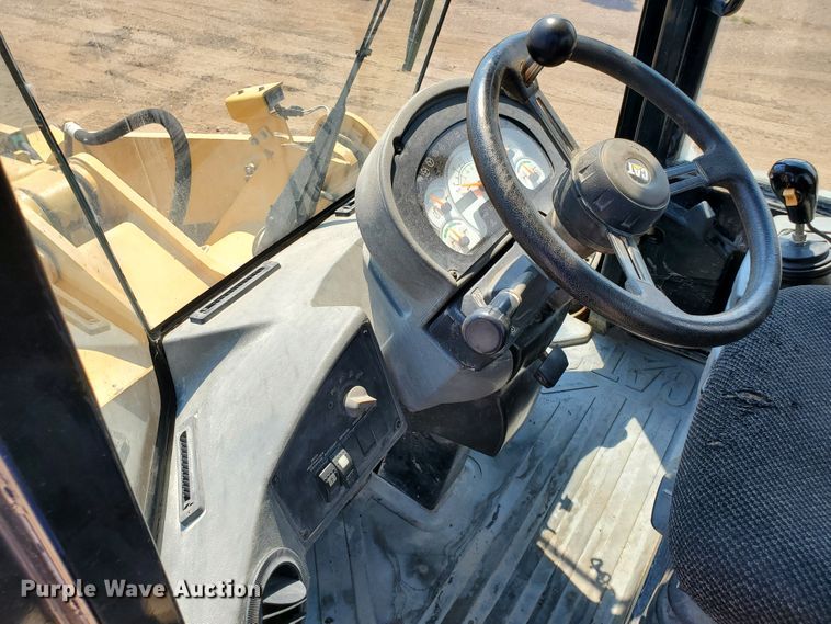 image for item DF5620 2004 Caterpillar 928G  wheel loader