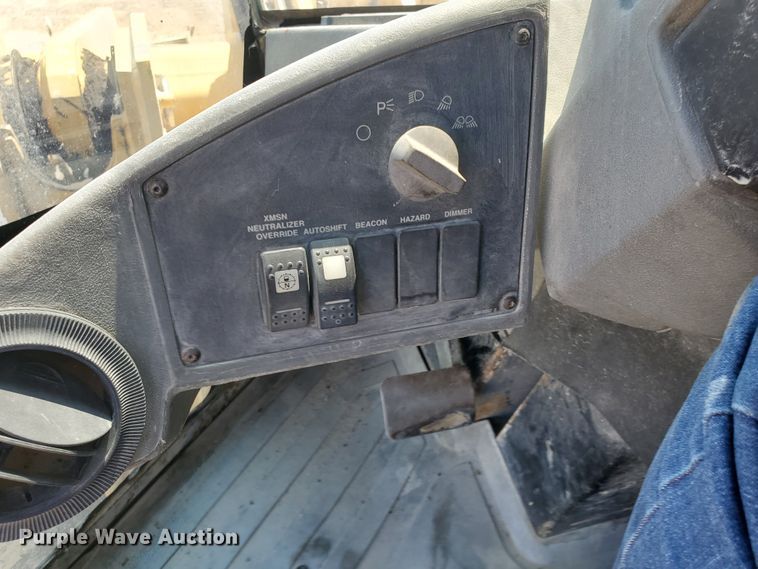 image for item DF5620 2004 Caterpillar 928G  wheel loader