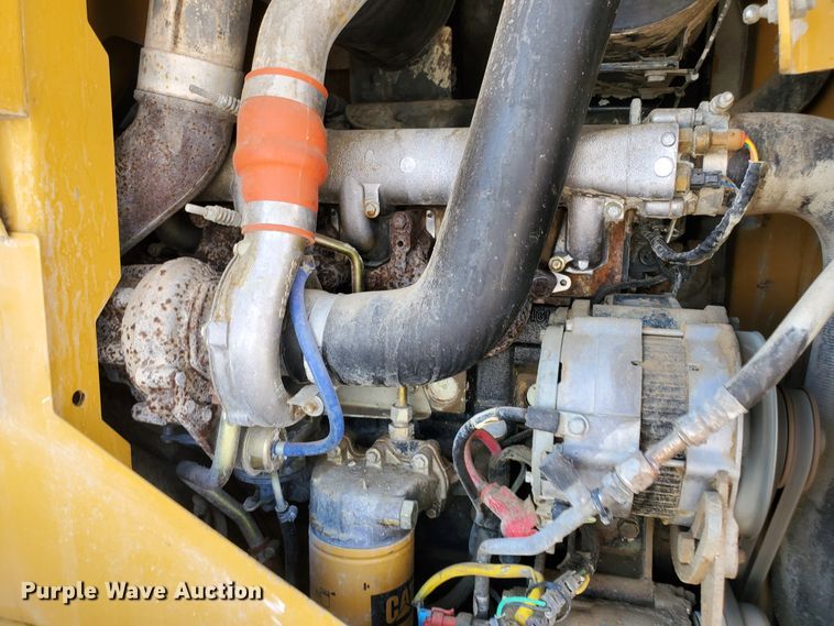 image for item DF5620 2004 Caterpillar 928G  wheel loader