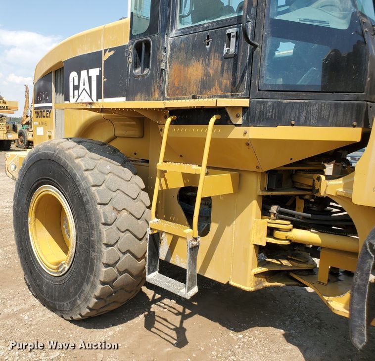 image for item DF5620 2004 Caterpillar 928G  wheel loader