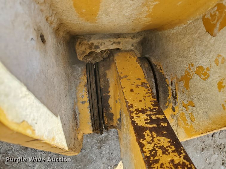 image for item DF5620 2004 Caterpillar 928G  wheel loader