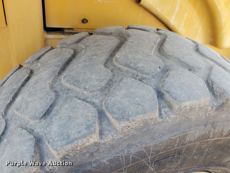 image for item DF5620 2004 Caterpillar 928G  wheel loader