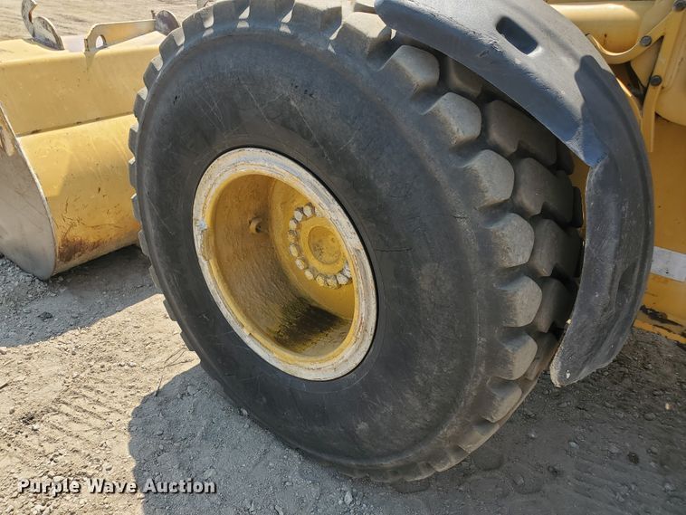 image for item DF5620 2004 Caterpillar 928G  wheel loader