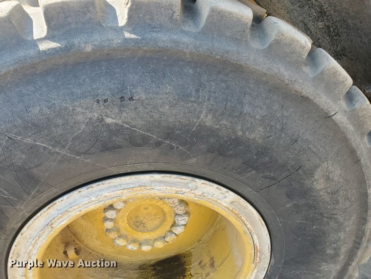 image for item DF5620 2004 Caterpillar 928G  wheel loader