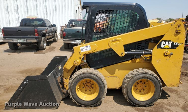 image for item DF5621 2017 Caterpillar 226D  skid steer loader