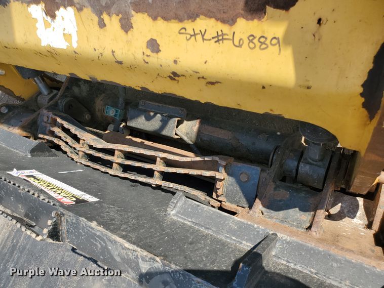 image for item DF5621 2017 Caterpillar 226D  skid steer loader