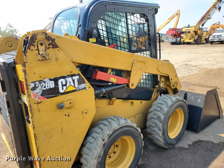 image for item DF5621 2017 Caterpillar 226D  skid steer loader