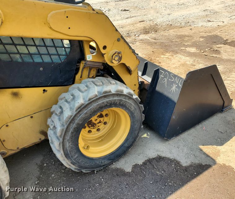 image for item DF5621 2017 Caterpillar 226D  skid steer loader