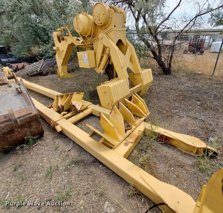 image for item DF5624 1998 Midwestern side boom