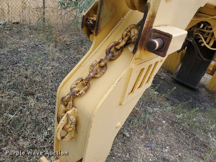 image for item DF5624 1998 Midwestern side boom