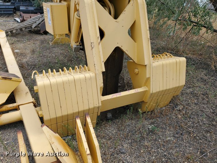 image for item DF5624 1998 Midwestern side boom