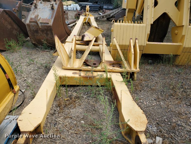 image for item DF5624 1998 Midwestern side boom