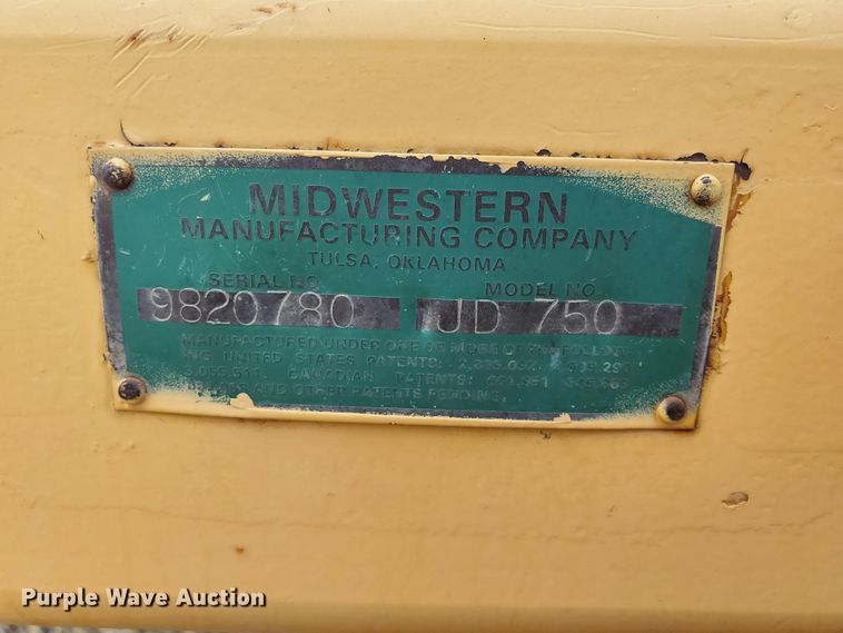 image for item DF5624 1998 Midwestern side boom