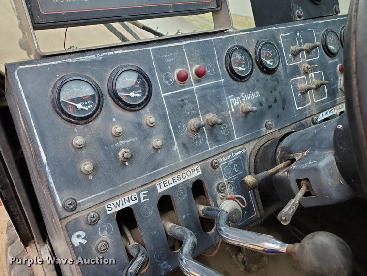 image for item DF7522 1998 Link Belt HSP-8028S  crane