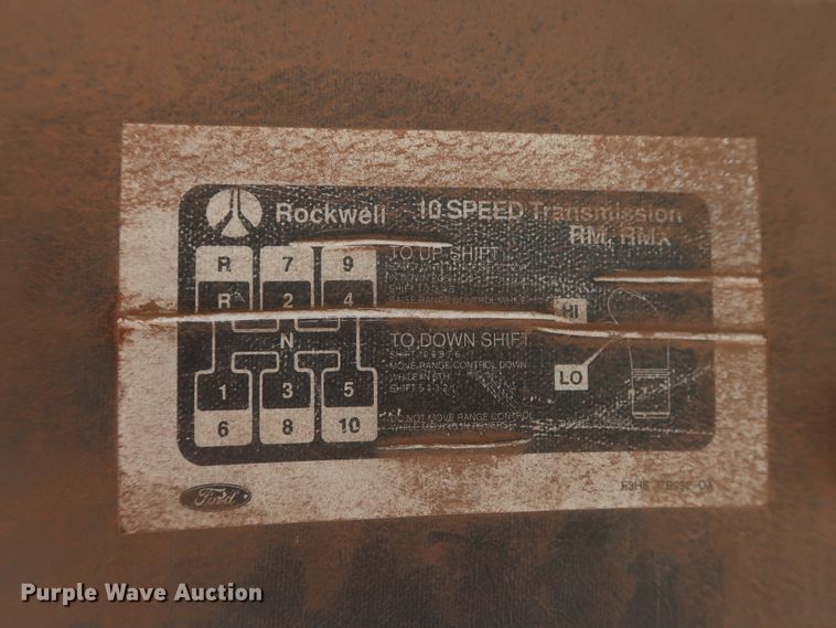 image for item DH0930 1997 Ford L9000  water truck