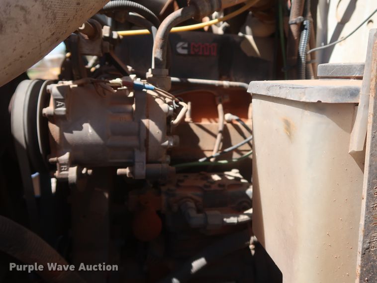 image for item DH0930 1997 Ford L9000  water truck