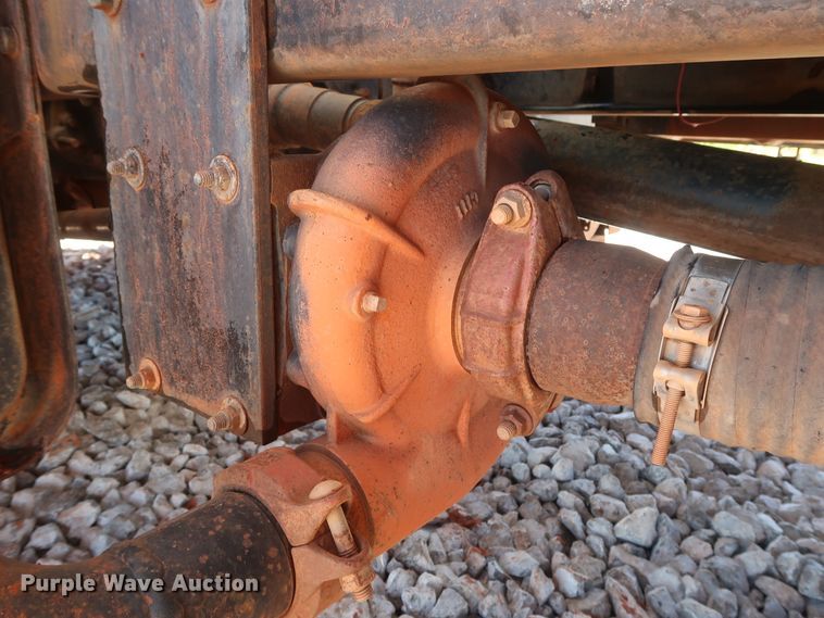 image for item DH0930 1997 Ford L9000  water truck