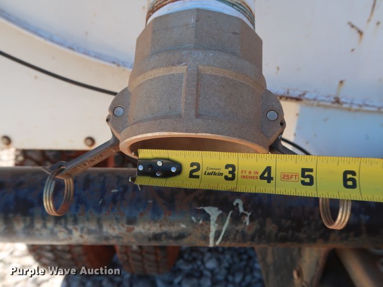 image for item DH0930 1997 Ford L9000  water truck