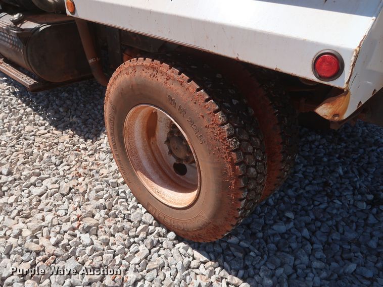 image for item DH0930 1997 Ford L9000  water truck