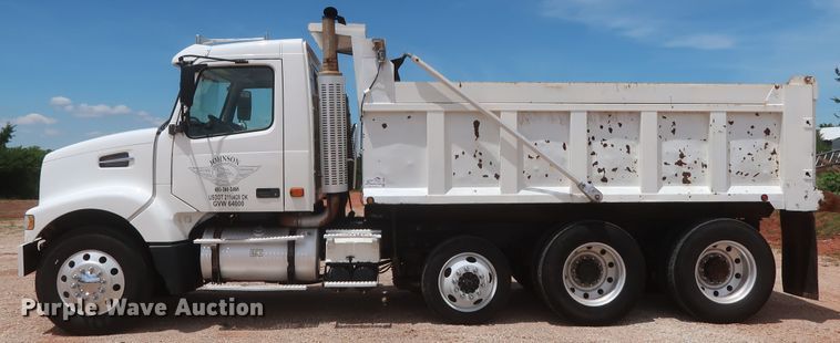 image for item DH0932 2007 Volvo VHD  dump truck