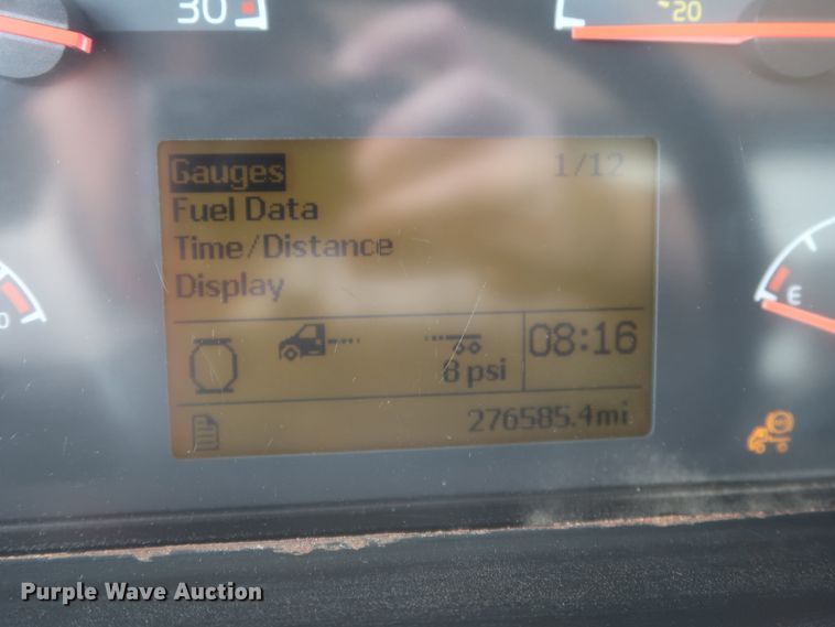 image for item DH0932 2007 Volvo VHD  dump truck