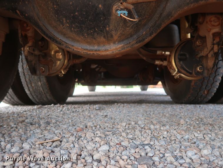 image for item DH0932 2007 Volvo VHD  dump truck