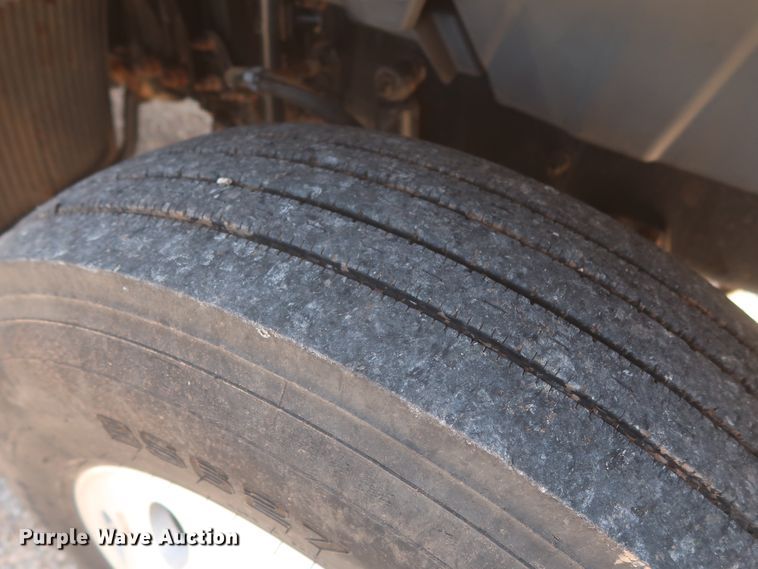 image for item DH0932 2007 Volvo VHD  dump truck