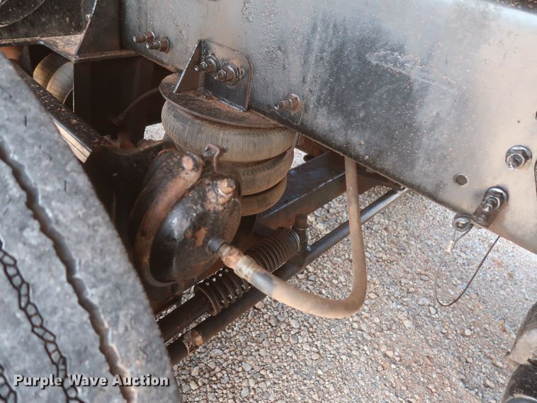 image for item DH0932 2007 Volvo VHD  dump truck