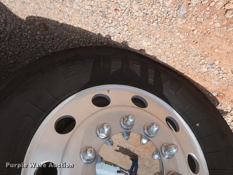 image for item DH0932 2007 Volvo VHD  dump truck