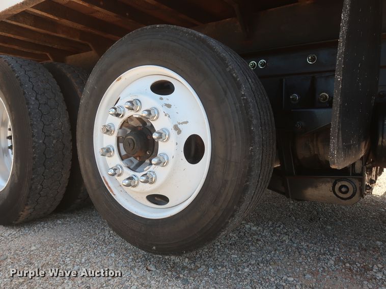 image for item DH0932 2007 Volvo VHD  dump truck