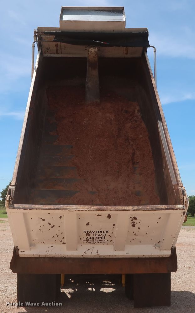 image for item DH0932 2007 Volvo VHD  dump truck