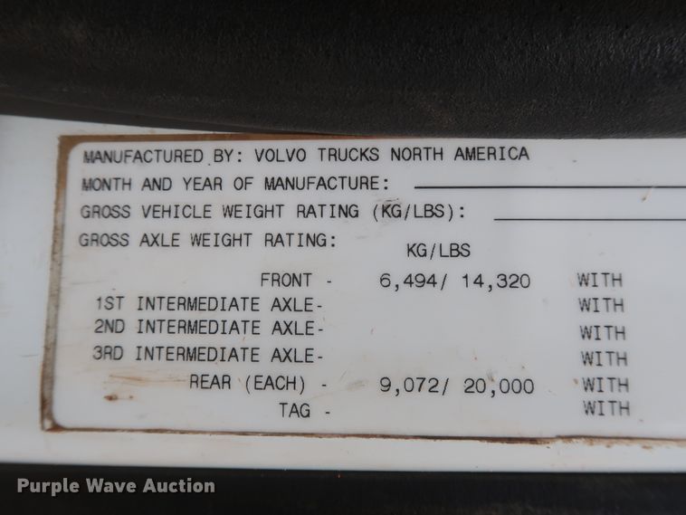 image for item DH0932 2007 Volvo VHD  dump truck