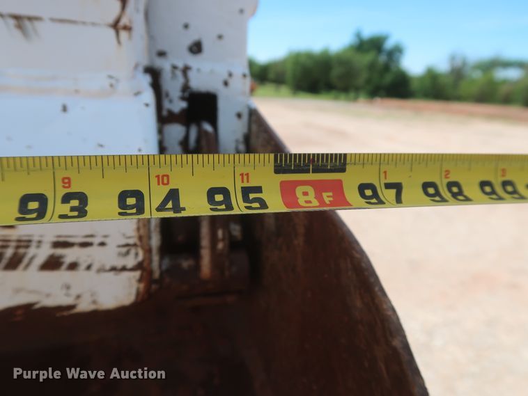 image for item DH0932 2007 Volvo VHD  dump truck