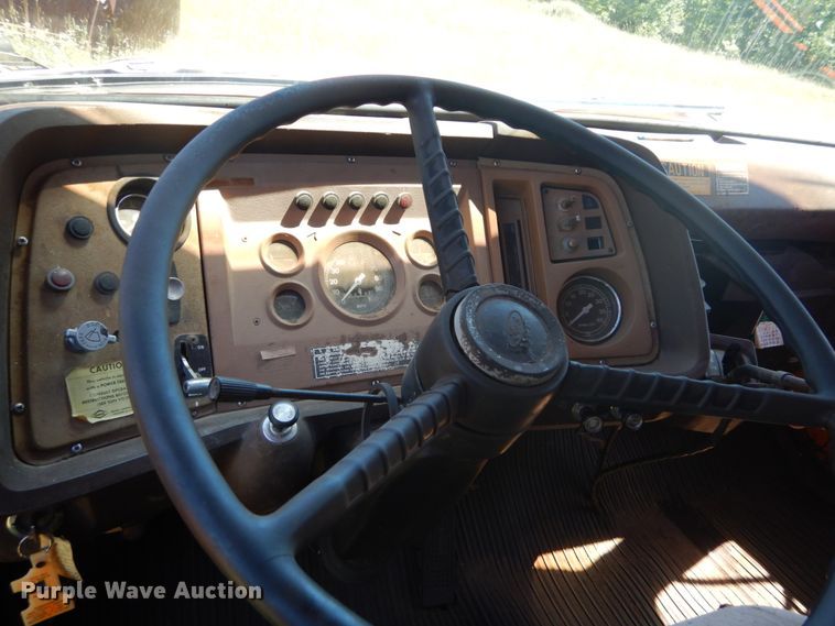 image for item DH5143 1976 Ford 8000  dump truck