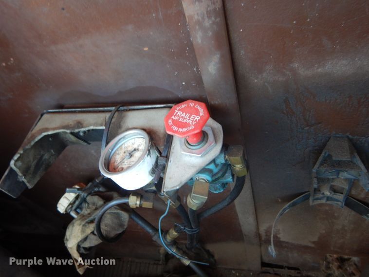 image for item DH5143 1976 Ford 8000  dump truck