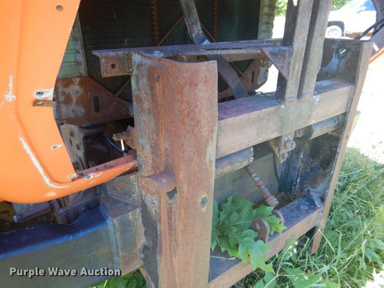 image for item DH5143 1976 Ford 8000  dump truck