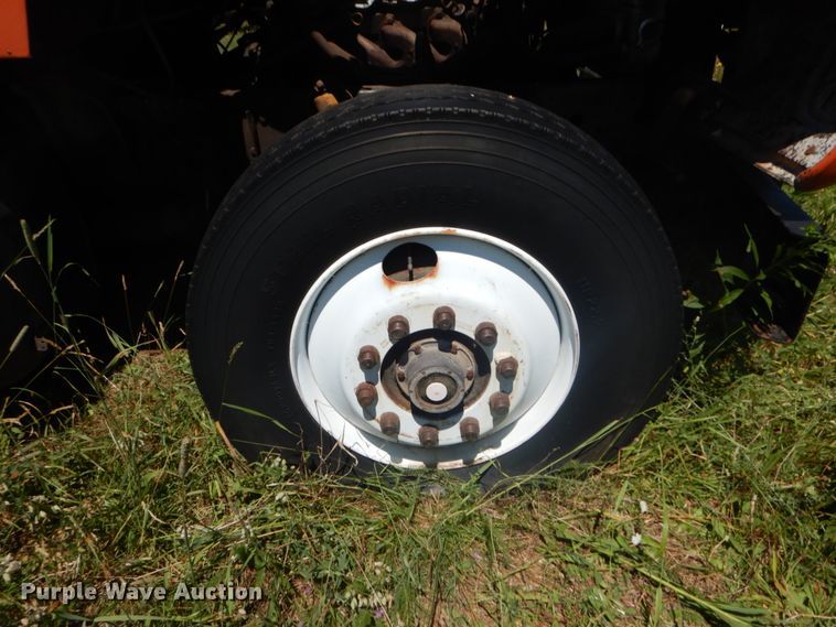 image for item DH5143 1976 Ford 8000  dump truck