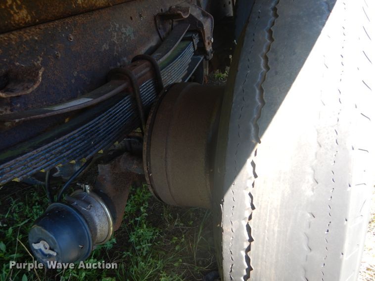 image for item DH5143 1976 Ford 8000  dump truck