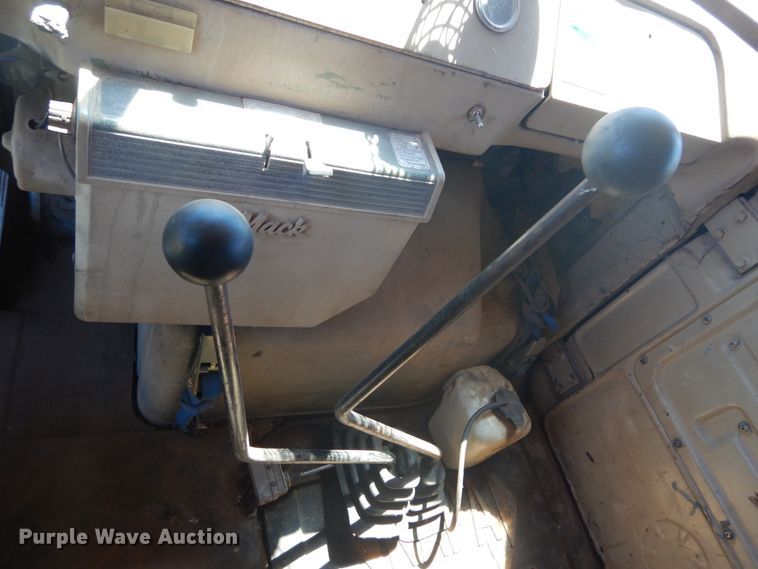 image for item DH5147 1970 Mack DM-607S  dump truck