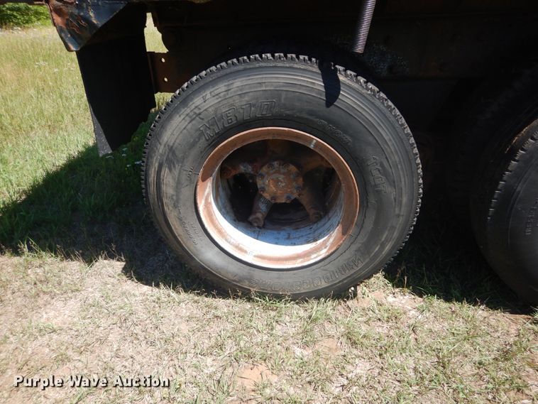 image for item DH5147 1970 Mack DM-607S  dump truck