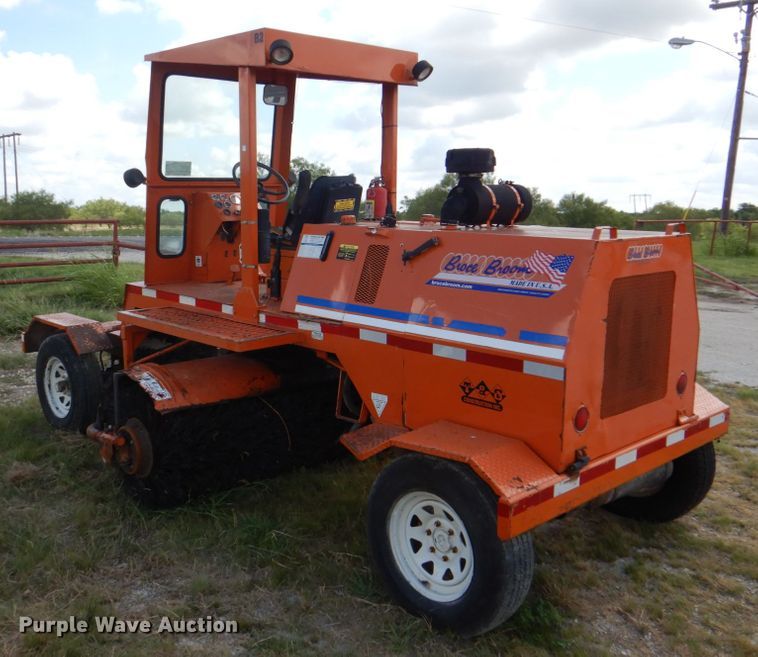 image for item DH5371 2005 Broce RJ350  broom