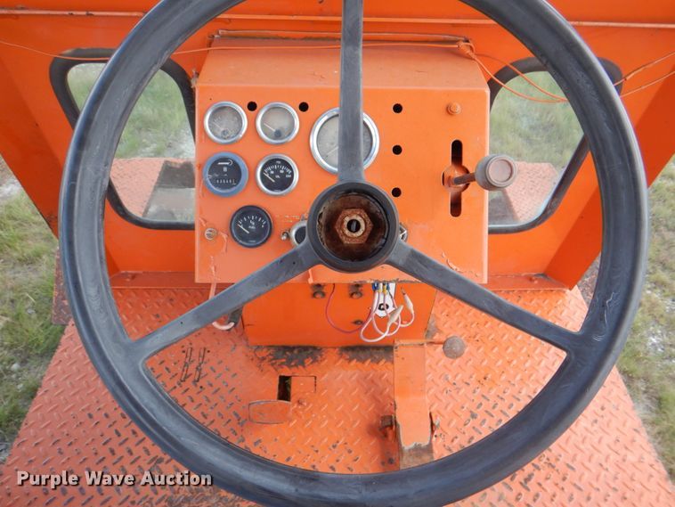 image for item DH5371 2005 Broce RJ350  broom