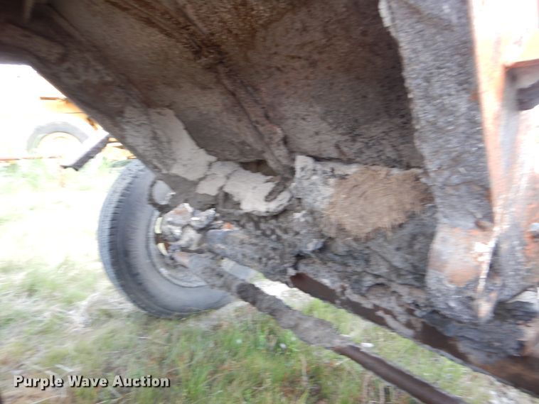 image for item DH5371 2005 Broce RJ350  broom