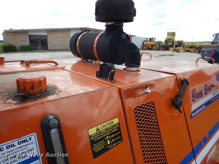 image for item DH5371 2005 Broce RJ350  broom