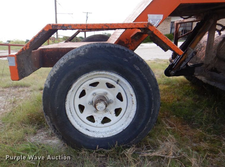 image for item DH5371 2005 Broce RJ350  broom