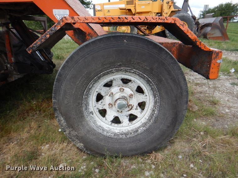 image for item DH5371 2005 Broce RJ350  broom