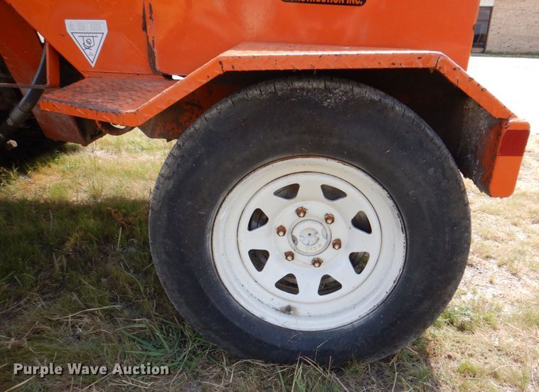 image for item DH5371 2005 Broce RJ350  broom