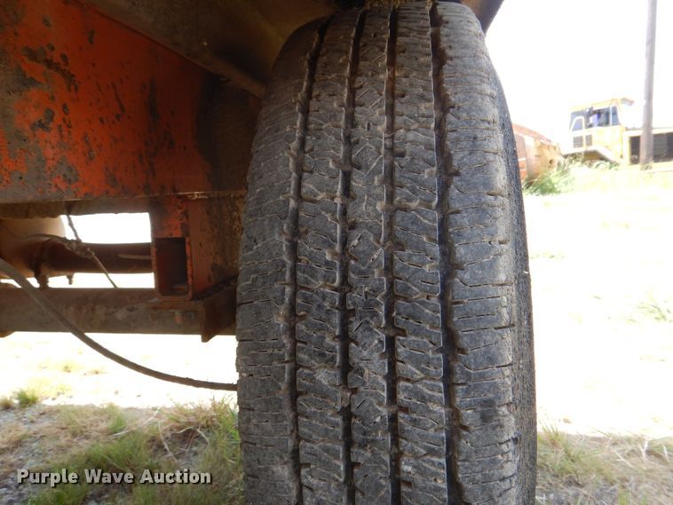 image for item DH5371 2005 Broce RJ350  broom